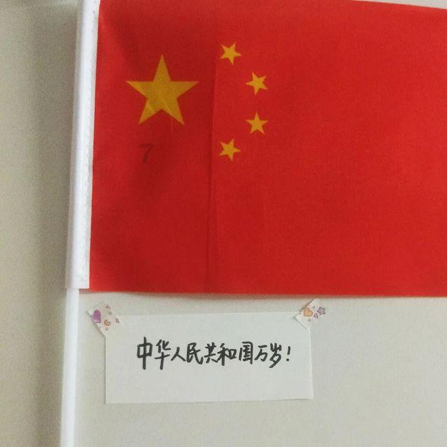《半熟恋人》中罗颖并不是女嘉宾中最漂亮的，为什么她会成为最受欢迎的人？游戏画面